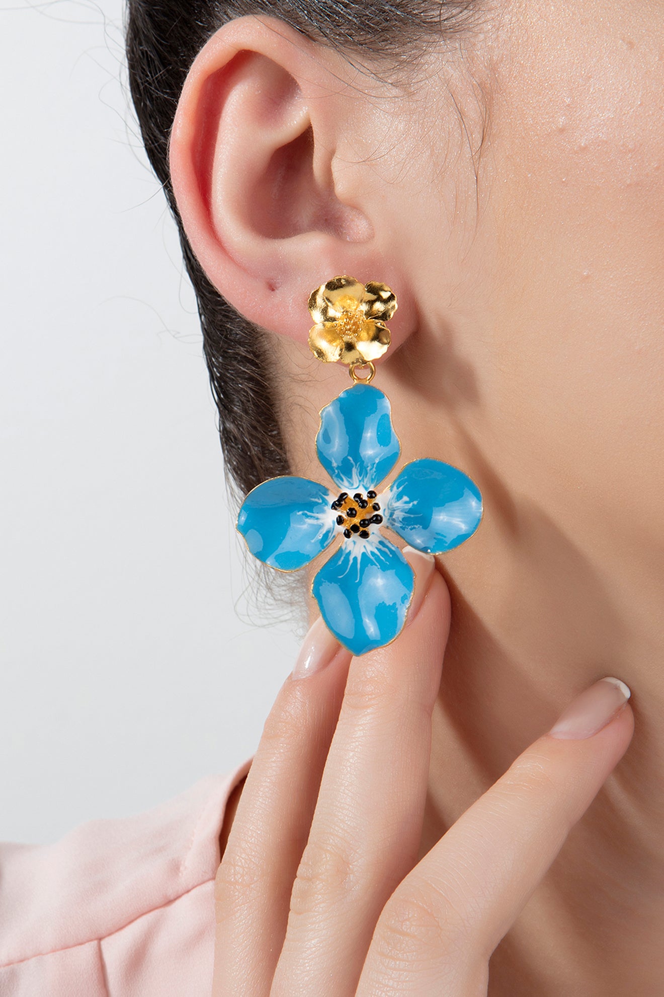 Dangling Clover Earrings